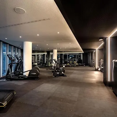 High End Urban Retreat Apartment