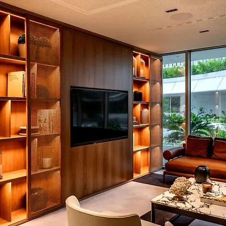 High End Urban Retreat *