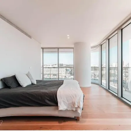 公寓 High End Urban Retreat *